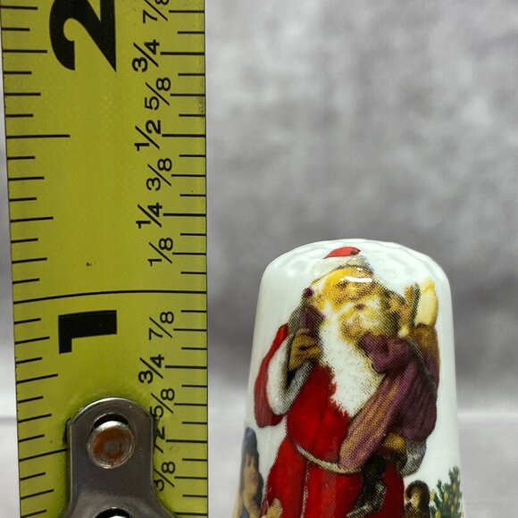 Santa Claus Bone China Thimble With Festive Design England Collectible Christmas - Picture 10 of 10